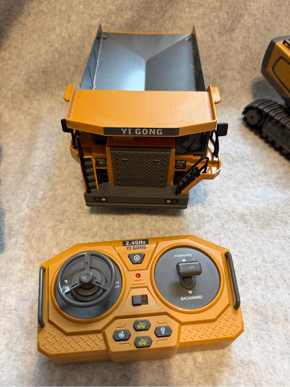 Remote Control Vehicles - Picture 3 of 7